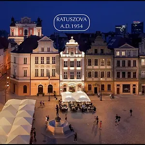 Ratuszova Stary Rynek Old Market Square Premium & Restaurant Ad 1954 Poznań